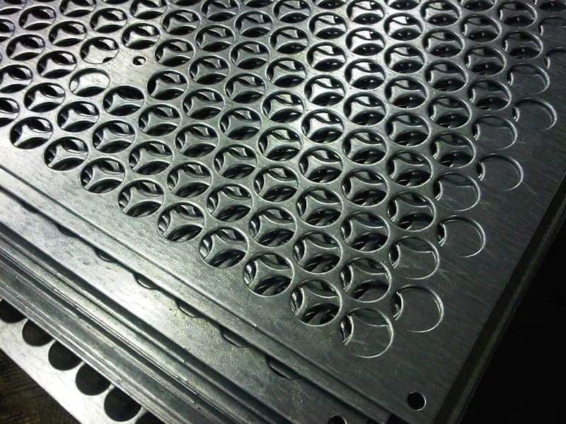 SS 304 Perforated Sheets