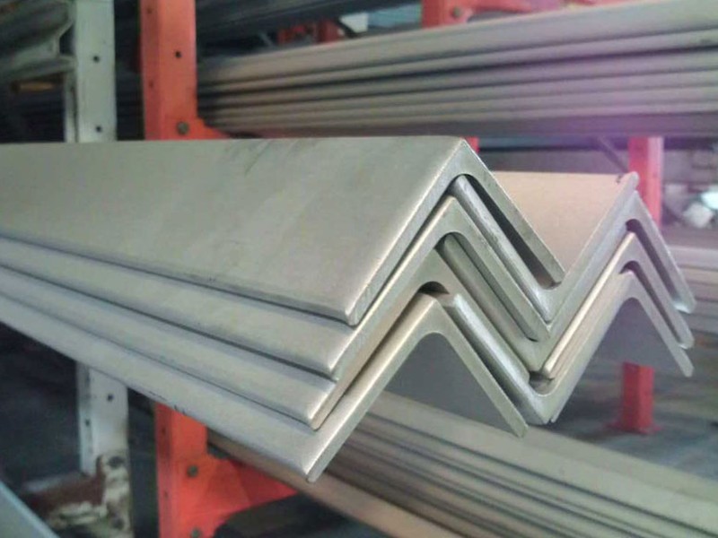 SS 304L Angles